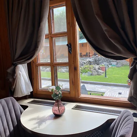 The Swanpark Hotel *